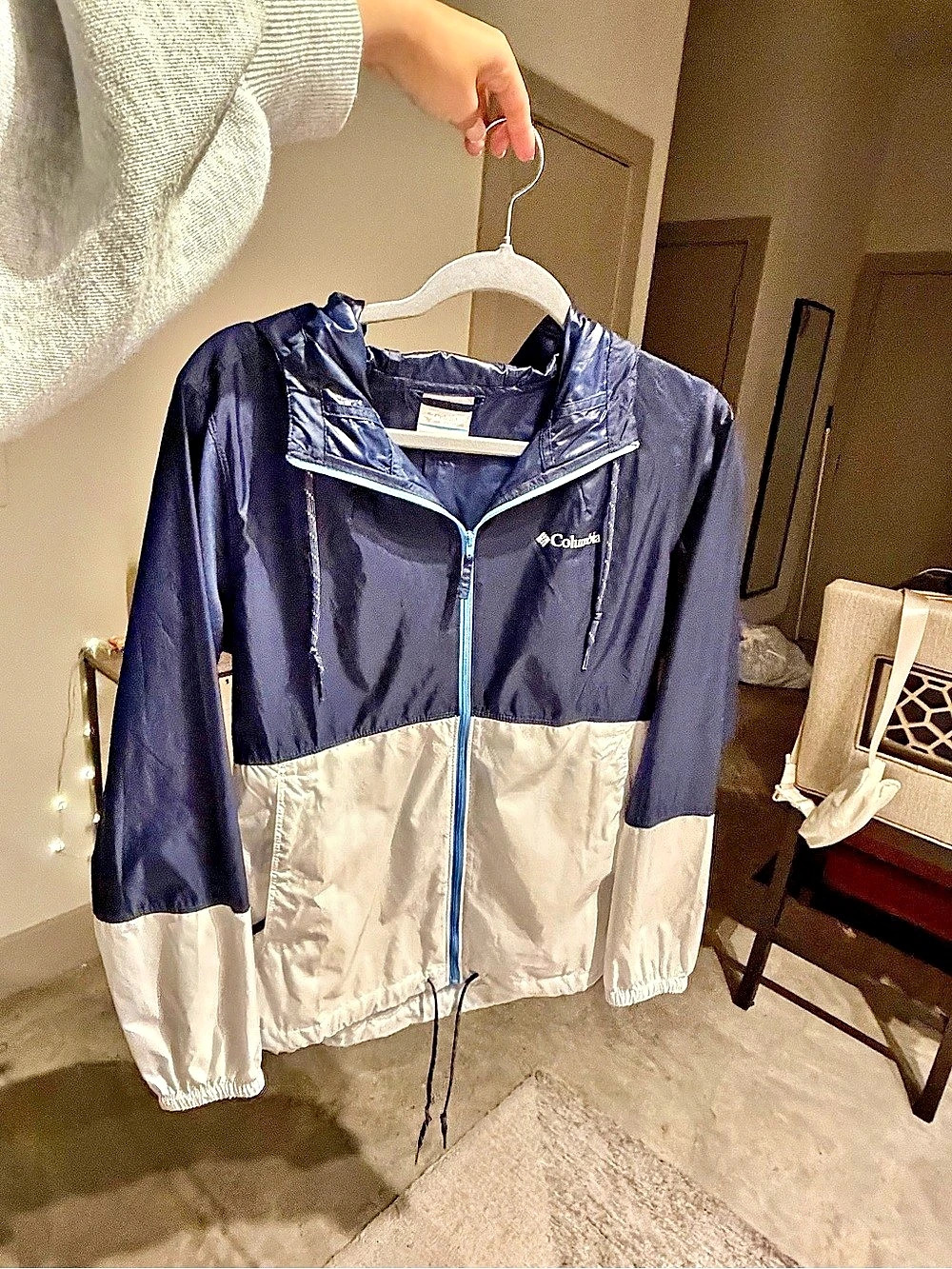 Columbia Womens Flash Forward Windbreaker Color Block Blue & White - Size  Small